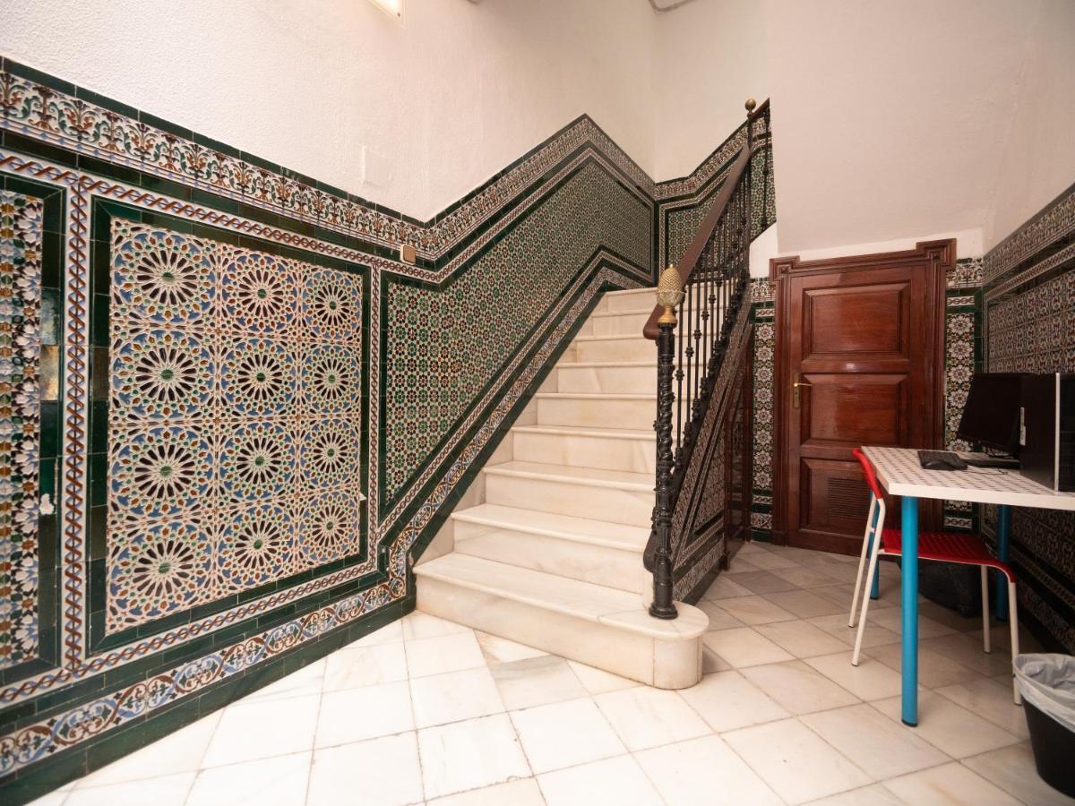Arc House Sevilla Only Adults Zewnętrze zdjęcie